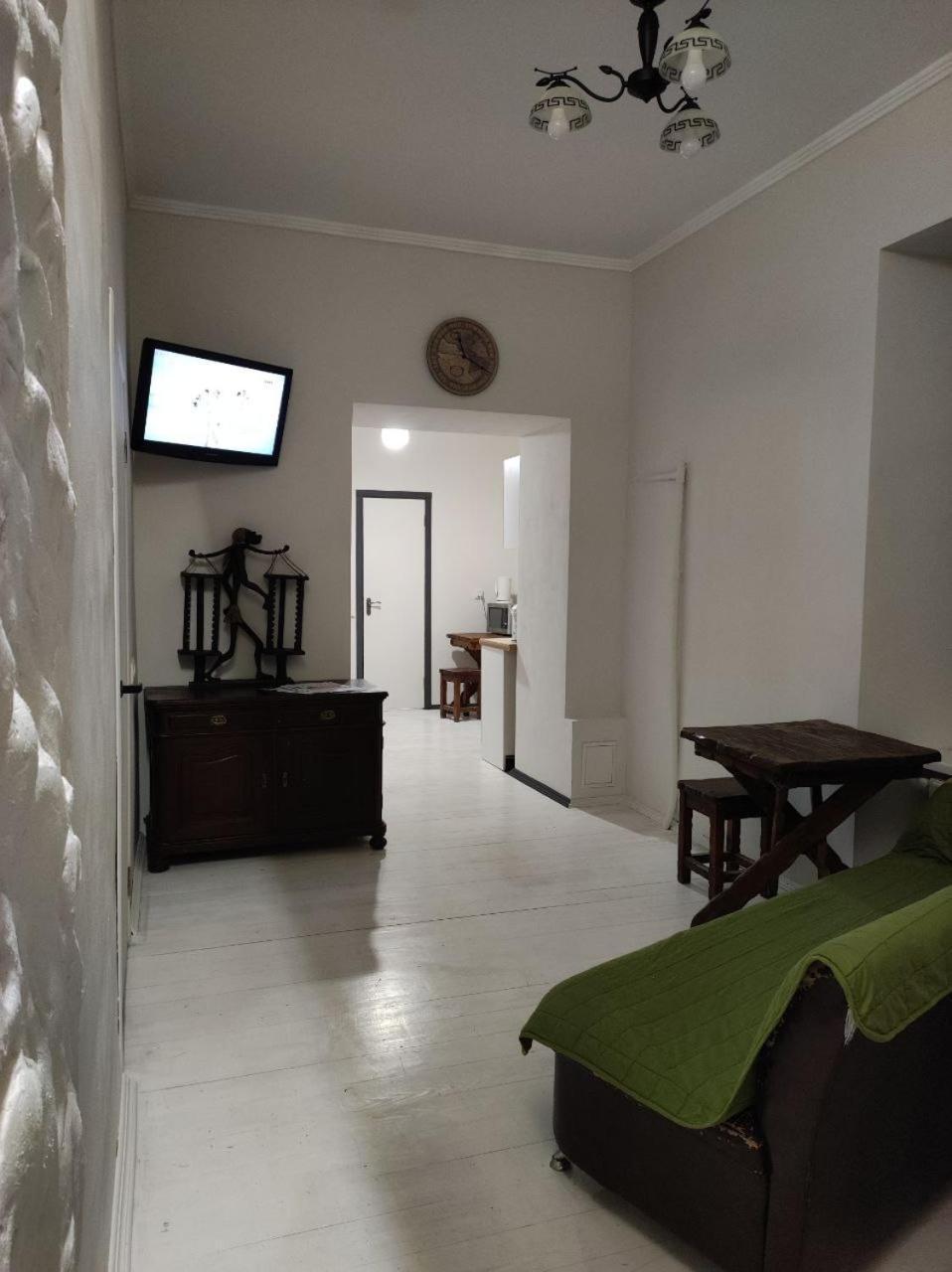 Hostel Europe-U Lviv Kültér fotó