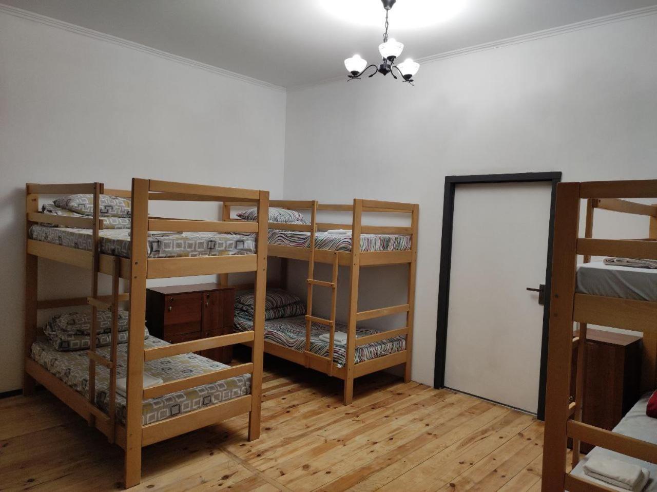 Hostel Europe-U Lviv Kültér fotó